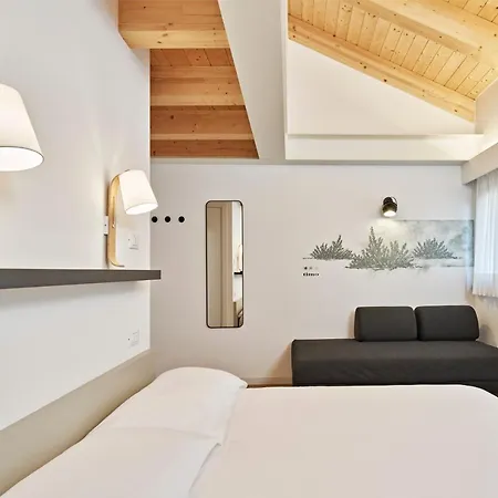 Crocevia - Carsica Contemporanea Pensión 4*