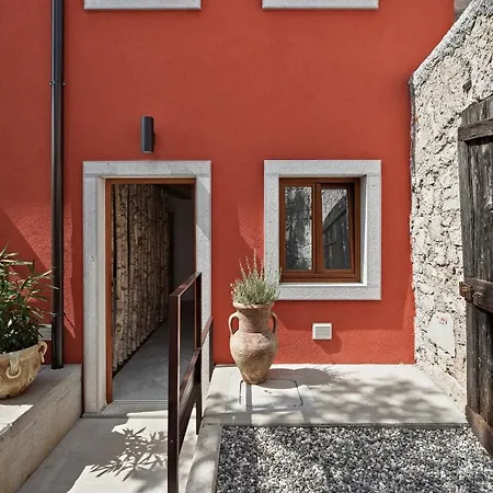 Crocevia - Carsica Contemporanea Guest house *