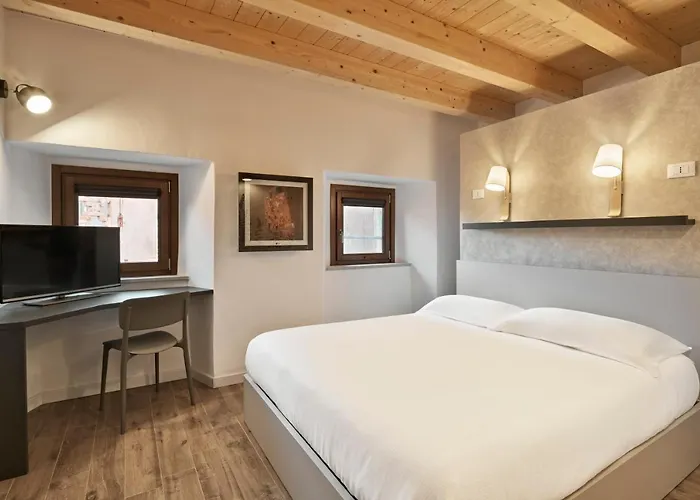 Maison d'hôtes Crocevia - Carsica Contemporanea 4*